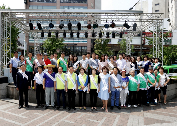 광복70주년 기념 태극기 달기운동 캠페인-1