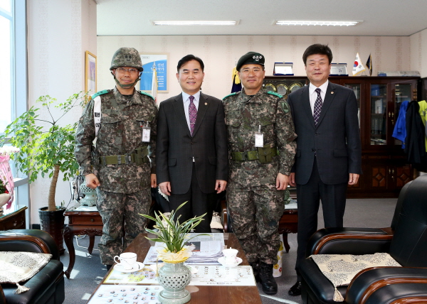 제56사단 219연대장 은평구의회 방문