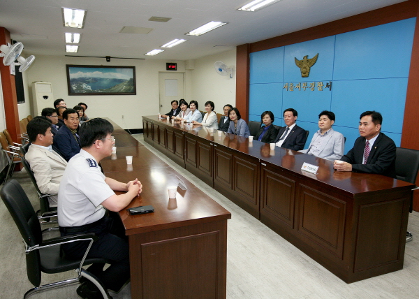 을지연습 서부경찰서 상황실 격려 방문