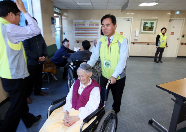 제7대 은평구의회 2015년 4/4분기 봉사활동-3