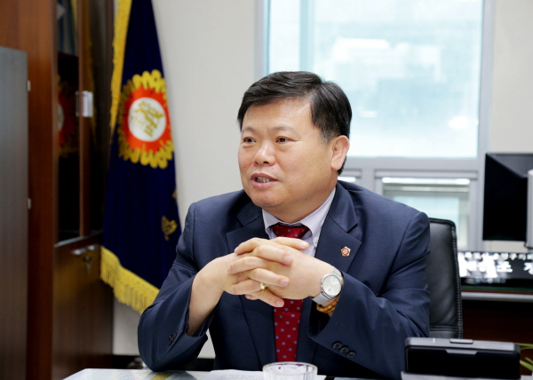 시정신문 인터뷰