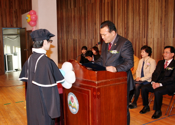 서신초등학교 졸업식