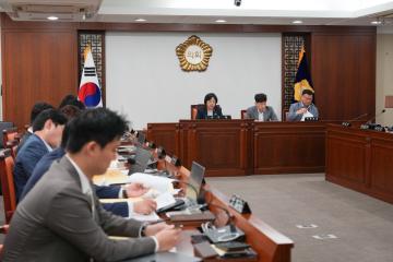 제325회 제1차 정례회 8차 예산결산특별위원회
