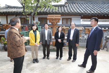 은평구의회 의장단 현장방문_한옥협동조합