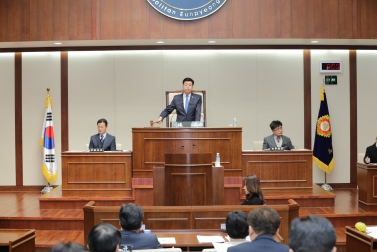 제246회 은평구의회 임시회 제2차 본회의_폐회-2
