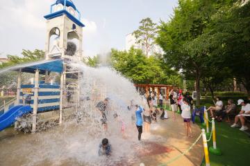 2024 여름 무렵 은평 청년(평화공원)