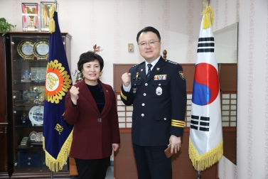 서울은평경찰서장 의회 방문_김성희 서장